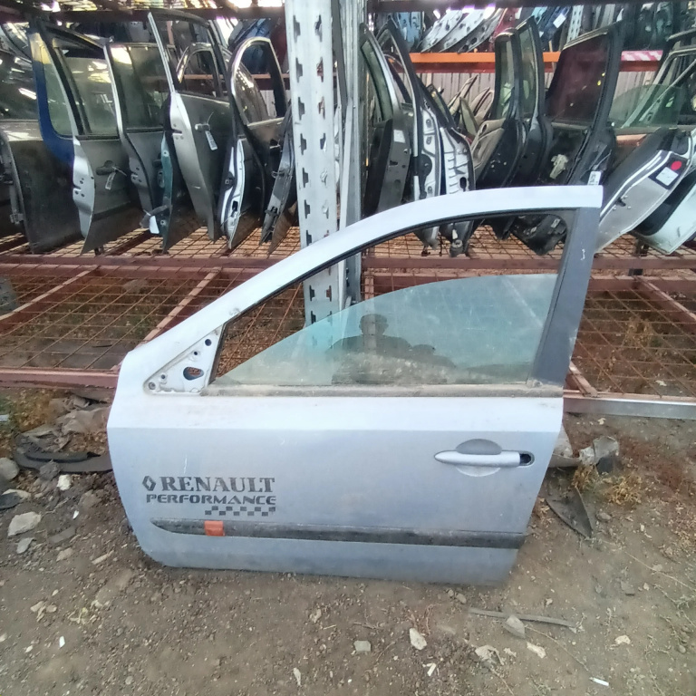 Usa / Portiera Stanga Fata Renault Laguna 2 2001-2007 Gri
