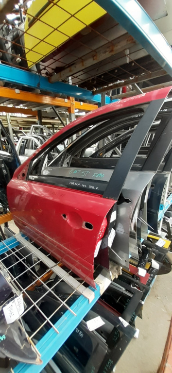 Usa / Portiera Stanga Fata Renault Laguna 2 2001-2007 Rosu