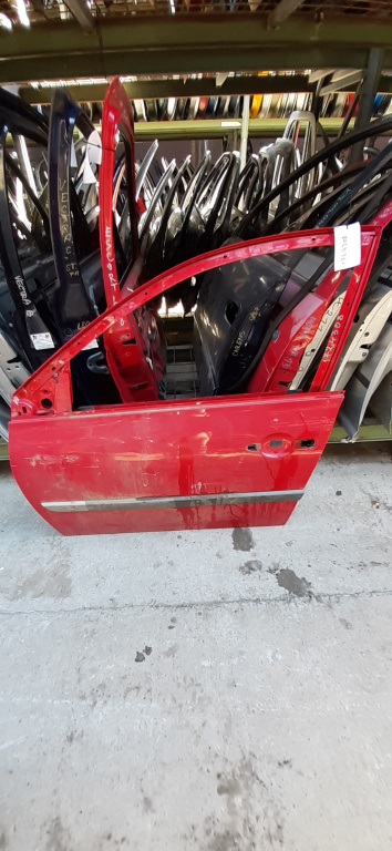 Usa / Portiera Stanga Fata Renault Megane 2 2002-2010 Rosu
