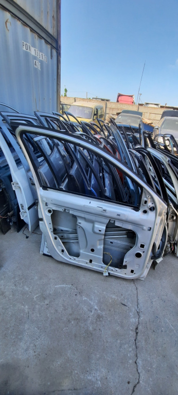 Usa / Portiera Stanga Fata Renault Megane 2 2002-2010 Alb Gri
