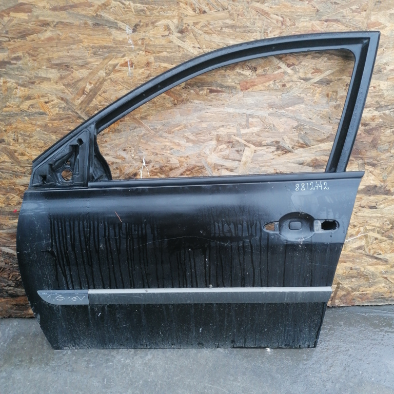 Usa / Portiera Stanga Fata Renault Megane 2 2002-2010 Negru