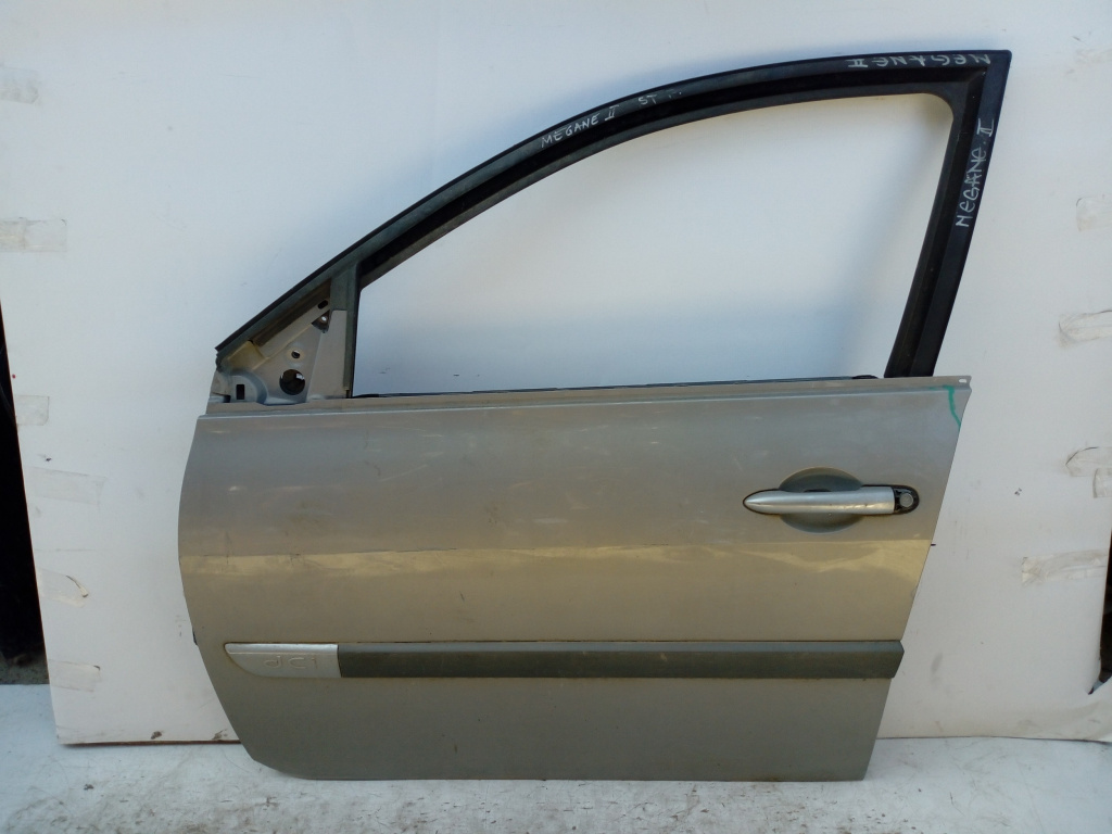 Usa / Portiera Stanga Fata Renault Megane 2 2002-2010