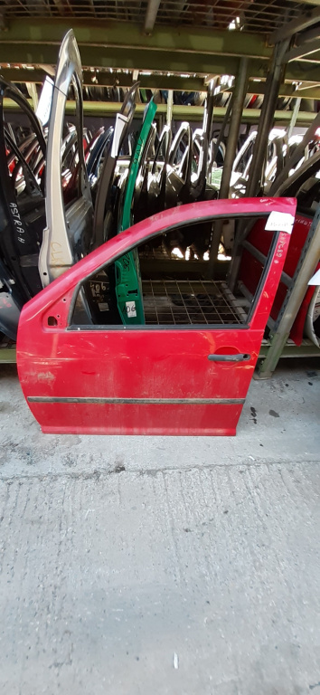 Usa / Portiera Stanga,fata,Rosu VW GOLF 4 1997 - 2004