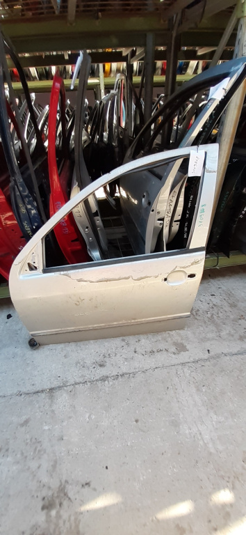 Usa / Portiera Stanga Fata Skoda Fabia 1 1999-2007 Alb Gri