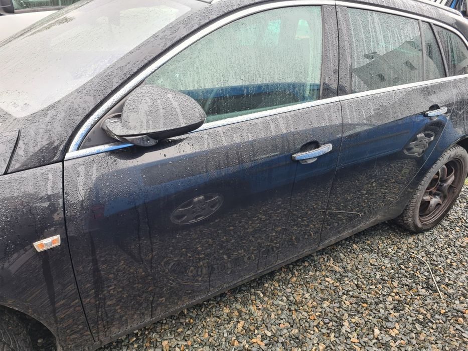 Usa portiera stanga fata spate Opel Insignia z22c dezmembrez