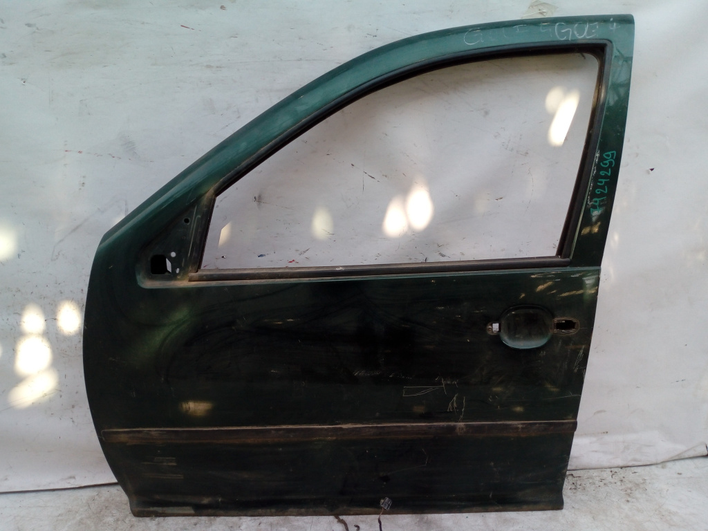 Usa / Portiera Stanga,fata VW GOLF 4 1997 - 2004