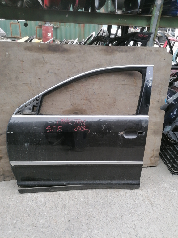 Usa / Portiera Stanga Fata Vw Phaeton (3D) 2002-2016 Negru
