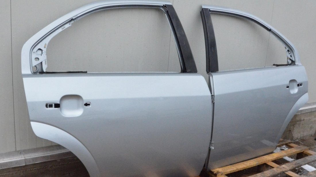 Usa portiera stanga sau dreapta spate goala Ford Mondeo MK3 2006