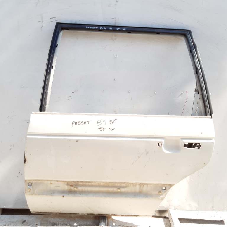 Usa / Portiera Stanga,spate,Alb VW PASSAT B4 1993 - 1996