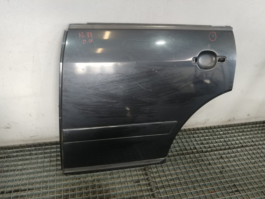 Usa portiera stanga spate audi a2 8z0