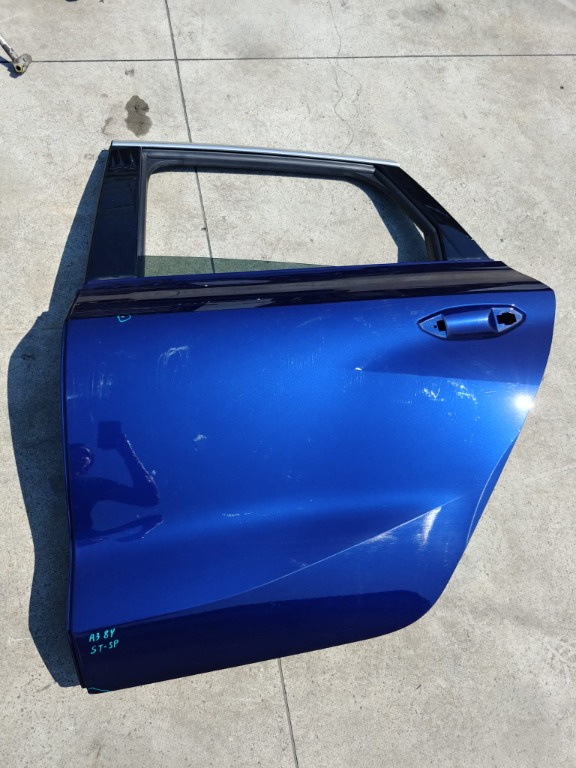 Usa portiera stanga spate audi a3 8y