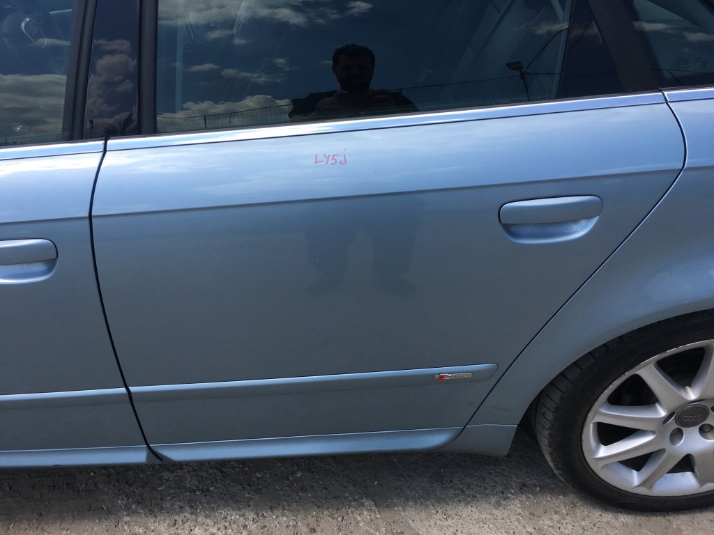 Usa / Portiera Stanga Spate Audi A4 B7 2004 - 2008 Cod Culoare LY5J