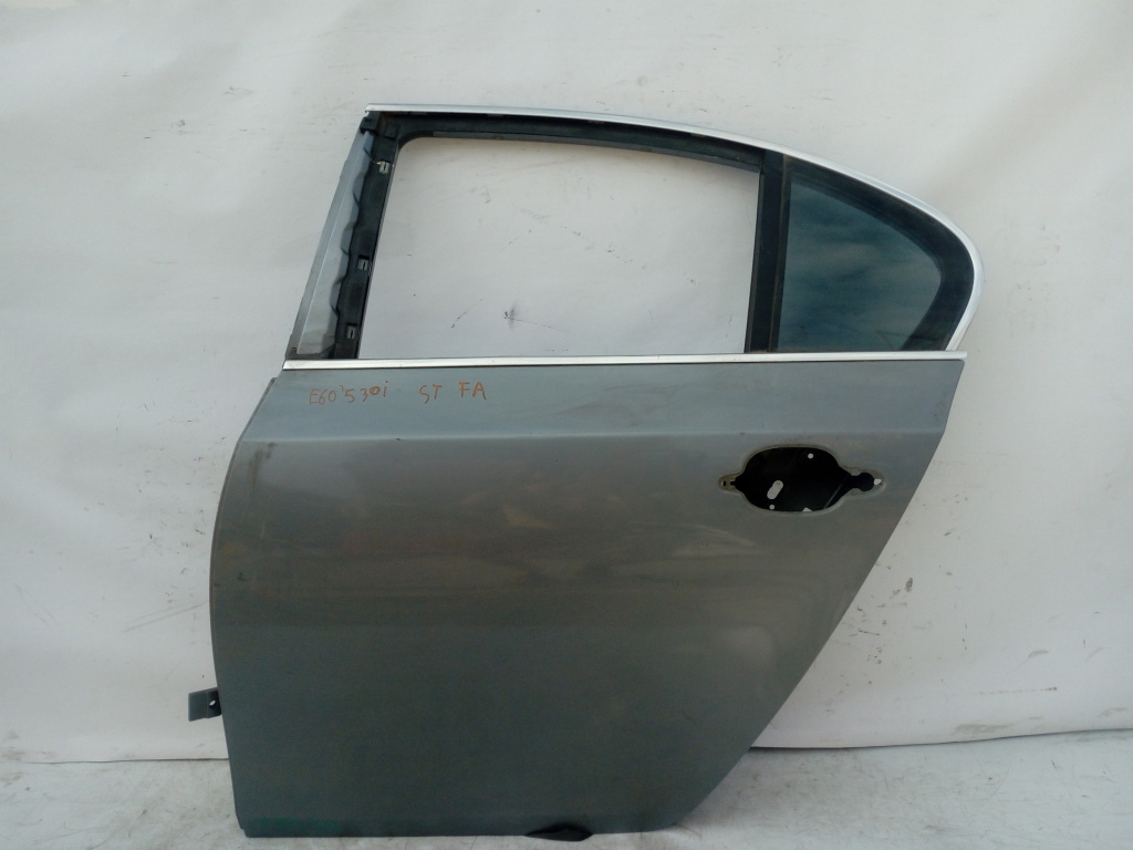 Usa / Portiera Stanga,spate BMW 5 (E60, E61) 2003 - 2010