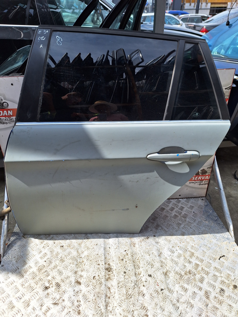 Usa / Portiera stanga spate BMW Seria 3 LCI (2008-2011) [e91] 2.0 Motorina 2008, COMBI