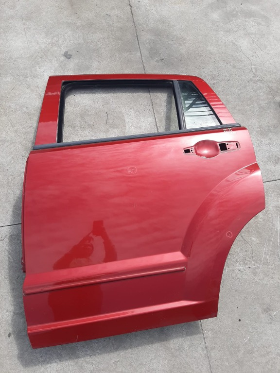Usa portiera stanga spate dodge caliber dupa 2006