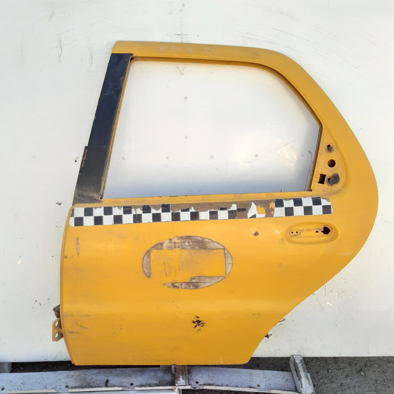 Usa / Portiera Stanga Spate Fiat Albea (172, 178) 1996-2012 Galben