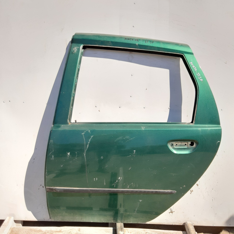 Usa / Portiera Stanga Spate Fiat Punto (188) 1999-2010
