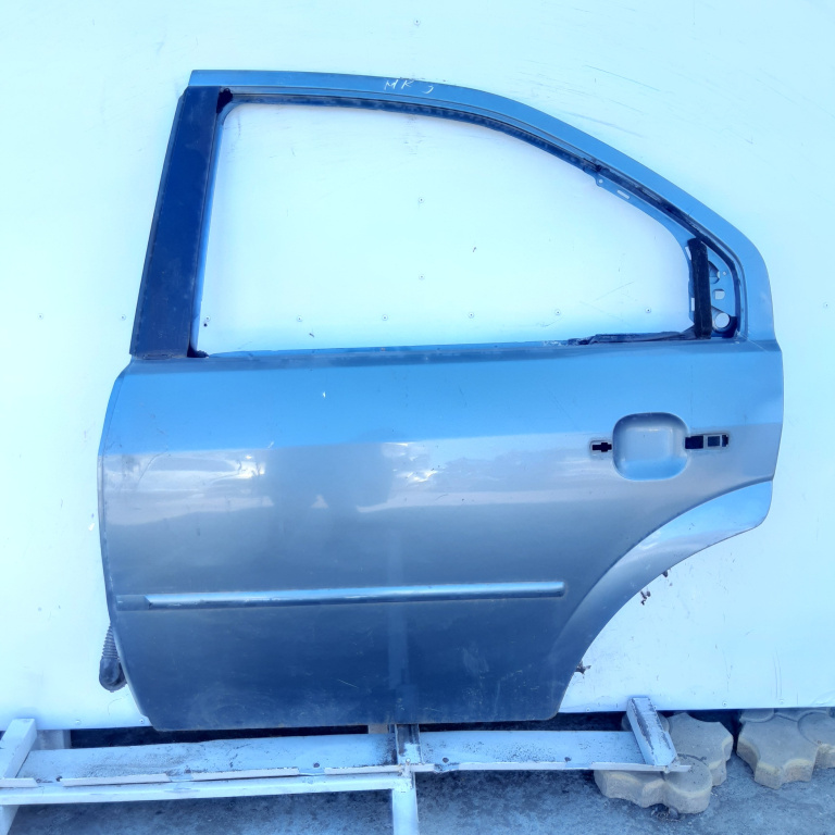 Usa / Portiera Stanga Spate Ford Mondeo Mk 3 2000-2007