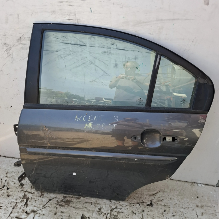 Usa / Portiera Stanga Spate Hyundai Accent 3 (Mc) 2005-2010 E1743R00097