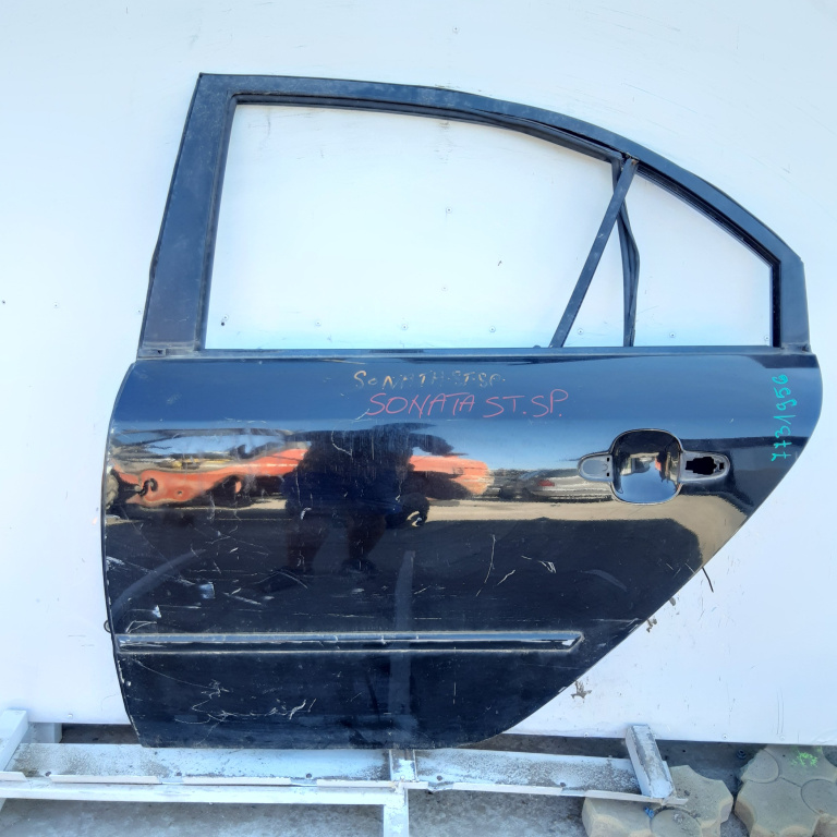 Usa / Portiera Stanga Spate Hyundai Sonata 5 (Nf) 2005-2010 Negru