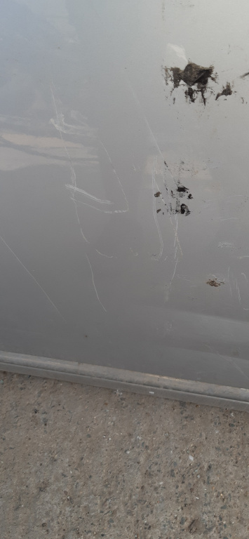 Usa / Portiera Stanga Spate Kia Carens 3 (Un) 2006-2013 Alb Gri