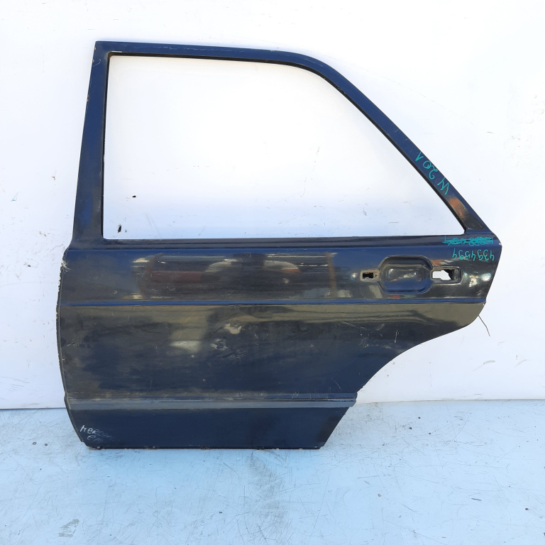 Usa / Portiera Stanga Spate Mercedes-Benz 190 (W201) 1982-1993