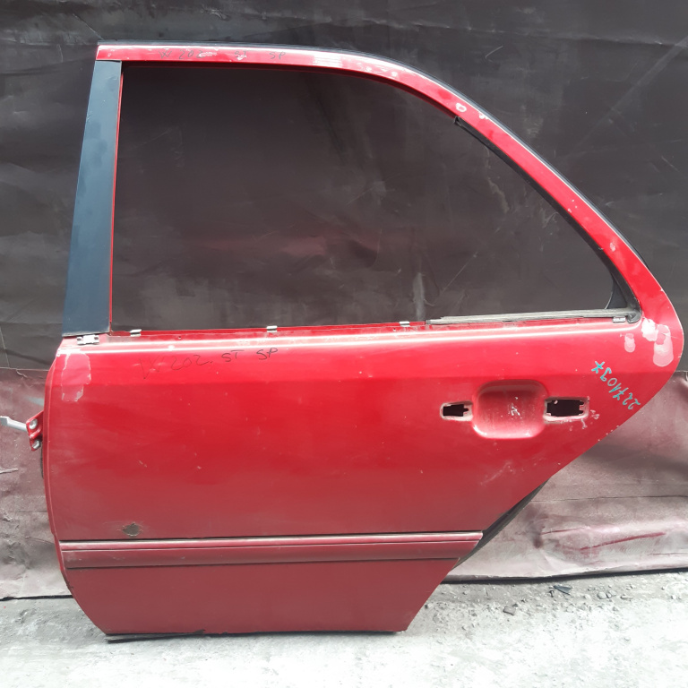 Usa / Portiera Stanga,spate Mercedes-Benz C-CLASS (W202) 1993 - 2001
