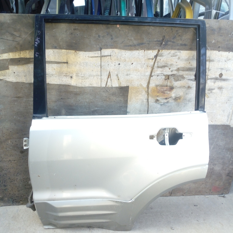 Usa / Portiera Stanga Spate Mitsubishi Pajero 2 (V20+) 1991-1999 Gri