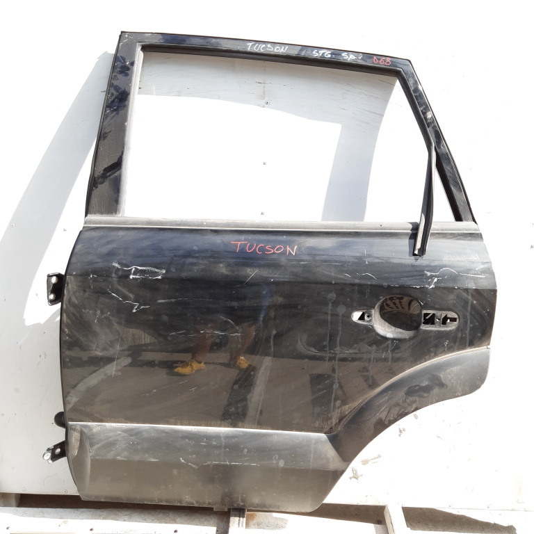 Usa / Portiera Stanga,spate,Negru Hyundai TUCSON (JM) 2004 - 2010