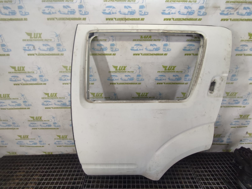 Usa portiera stanga spate Nissan Pathfinder R51 [2004 - 2010] 2.5 dci YD25DDti
