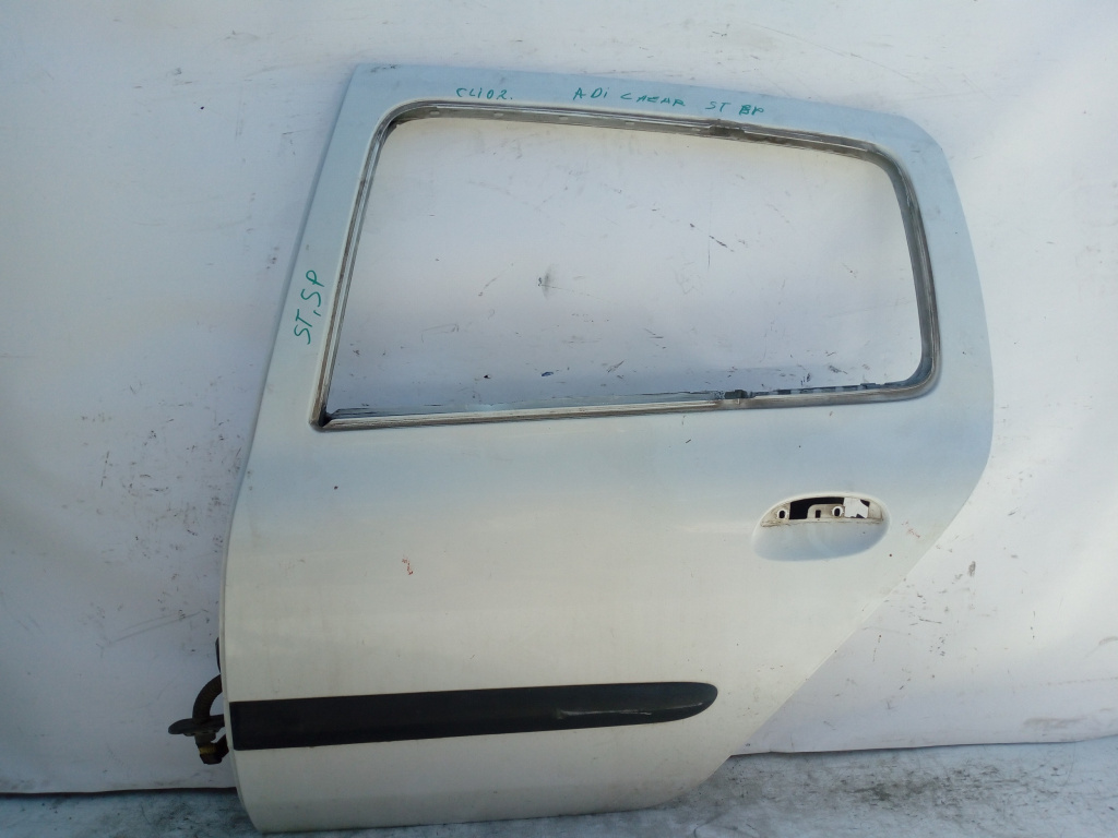 Usa / Portiera Stanga Spate Renault Clio 2 / Symbol 1 1998-2008 Alb