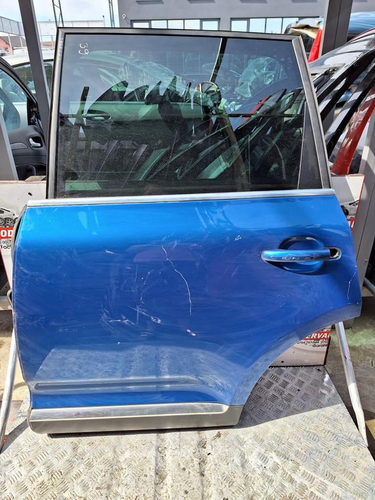 Usa / Portiera stanga spate Volkswagen Touareg facelift (2006-2010) 3.0 Motorina 2010
