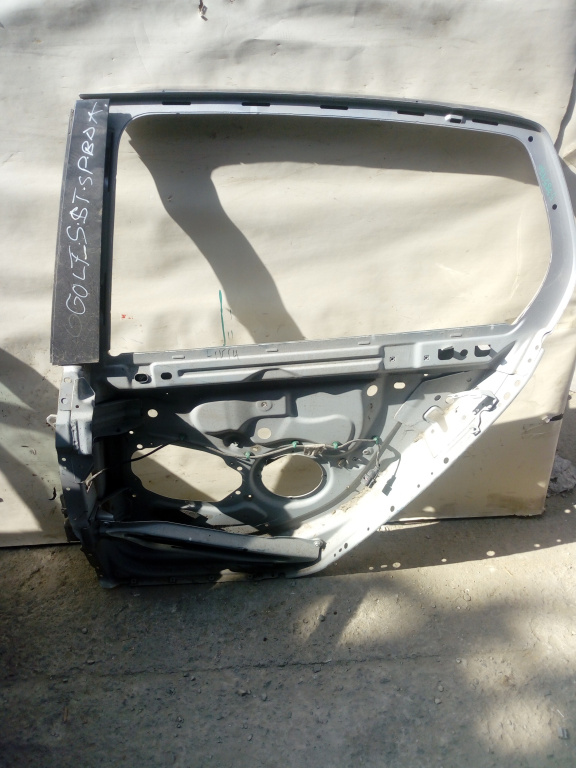 Usa / Portiera Stanga,spate VW GOLF 5 2003 - 2009