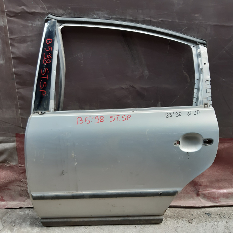 Usa / Portiera Stanga Spate Vw Passat B5, B5.5 1996-2005