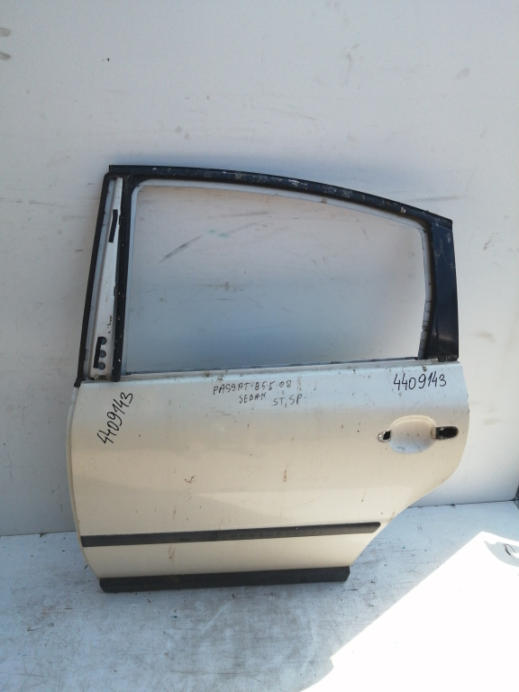Usa / Portiera Stanga Spate Vw Passat B5, B5.5 1996-2005 Alb Sedan / Berlina