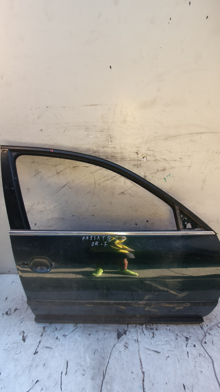 Usa / Portiera Verde,fata,dreapta VW PASSAT B5, B5.5 1996 - 2005