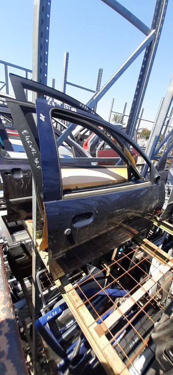 Usa / Portiera Violet,fata,dreapta Ford KA (RB) 1996 - 2008