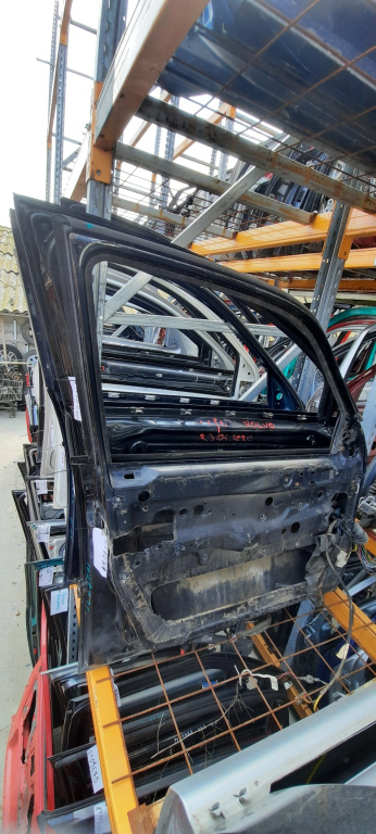 Usa / Portiera Vw Passat B4 1993-1996 Negru Fata Stanga