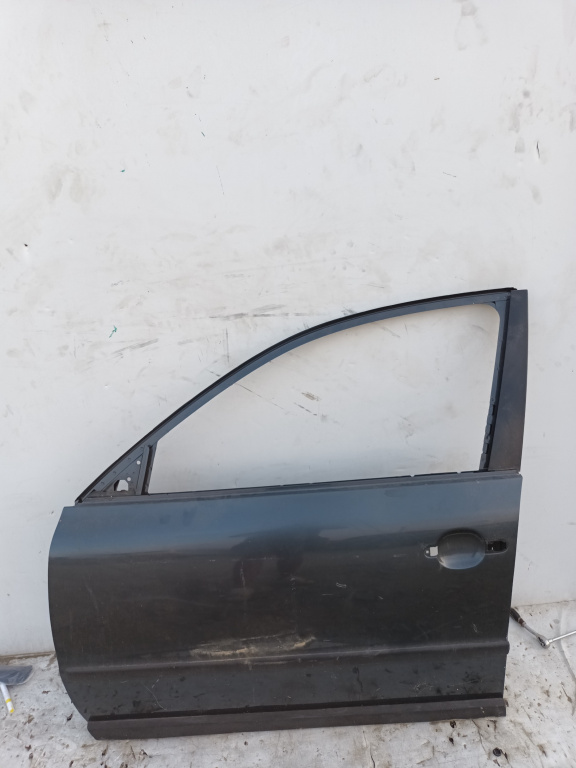 Usa / Portiera Vw Passat B5, B5.5 1996-2005 Albastru Fata Stanga