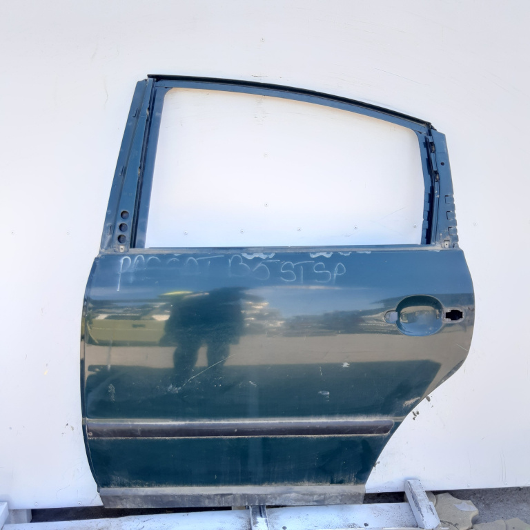 Usa / Portiera Vw Passat B5, B5.5 1996-2005 Spate Stanga