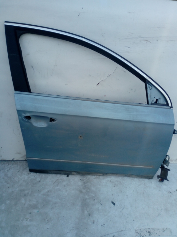 Usa / Portiera Vw Passat B6 2005-2010 Fata Dreapta