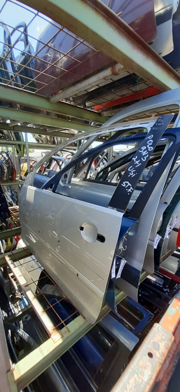 Usa / Portiera Vw Polo (9N, 9N3) 2002-2010 Alb Gri Fata Stanga