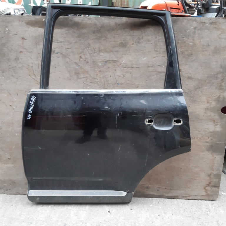 Usa / Portiera Vw Touareg (7L) 2002-2010 Negru Spate Stanga