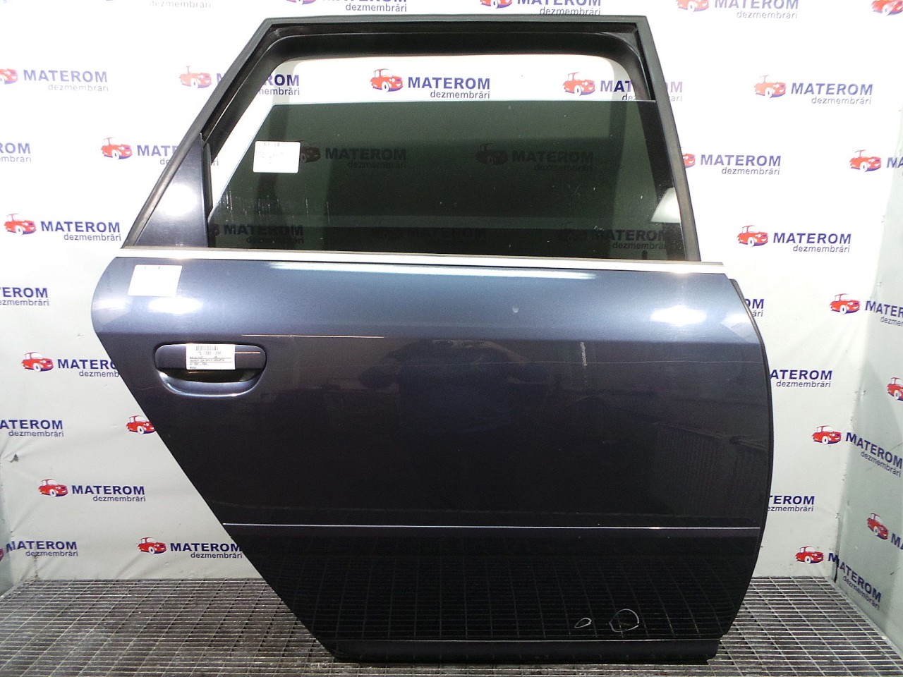 USA SPATE DREAPTA AUDI A6 - - (2001 2004)