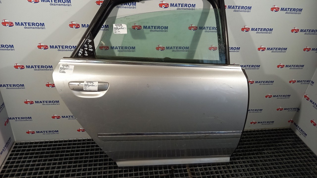 USA SPATE DREAPTA AUDI A8 - - (2002 2009)