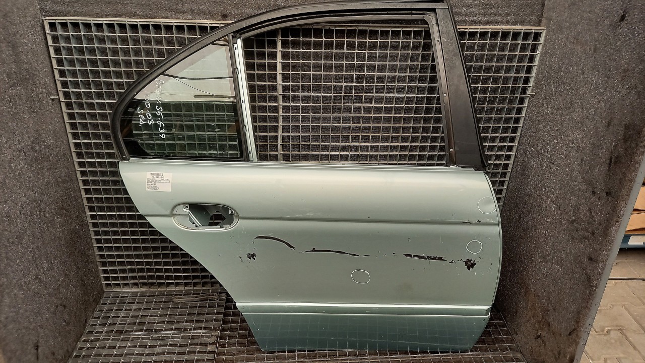 USA SPATE DREAPTA BMW SERIA 5 E 39 - - (2000 2003)