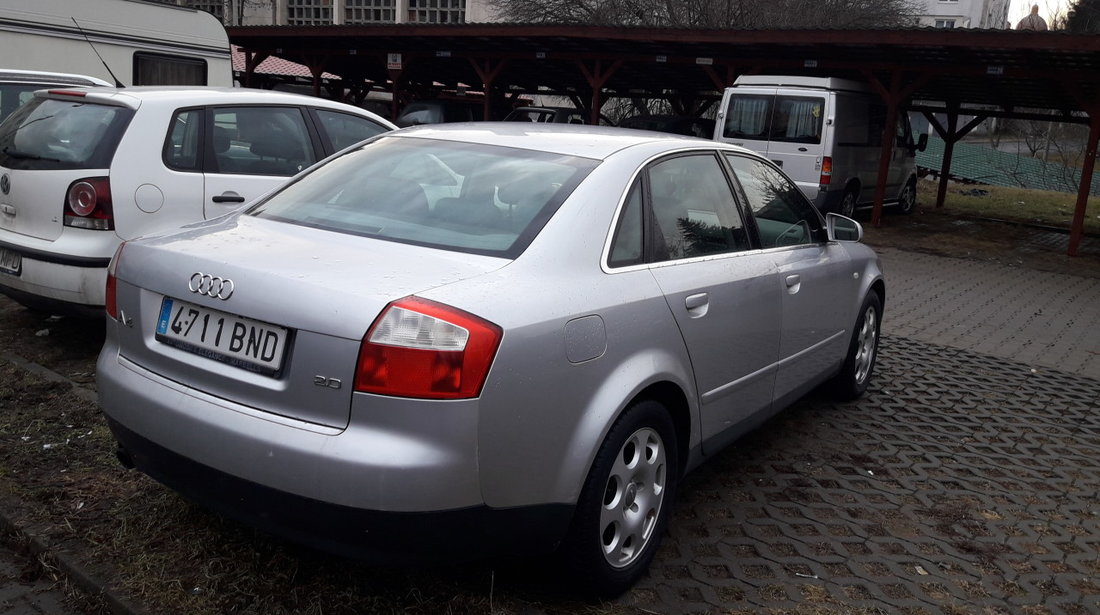 Usa spate dreapta completa, usa fata stanga Audi A4 B6 berlina/limuzina, 2001, culoare argintiu LY7W