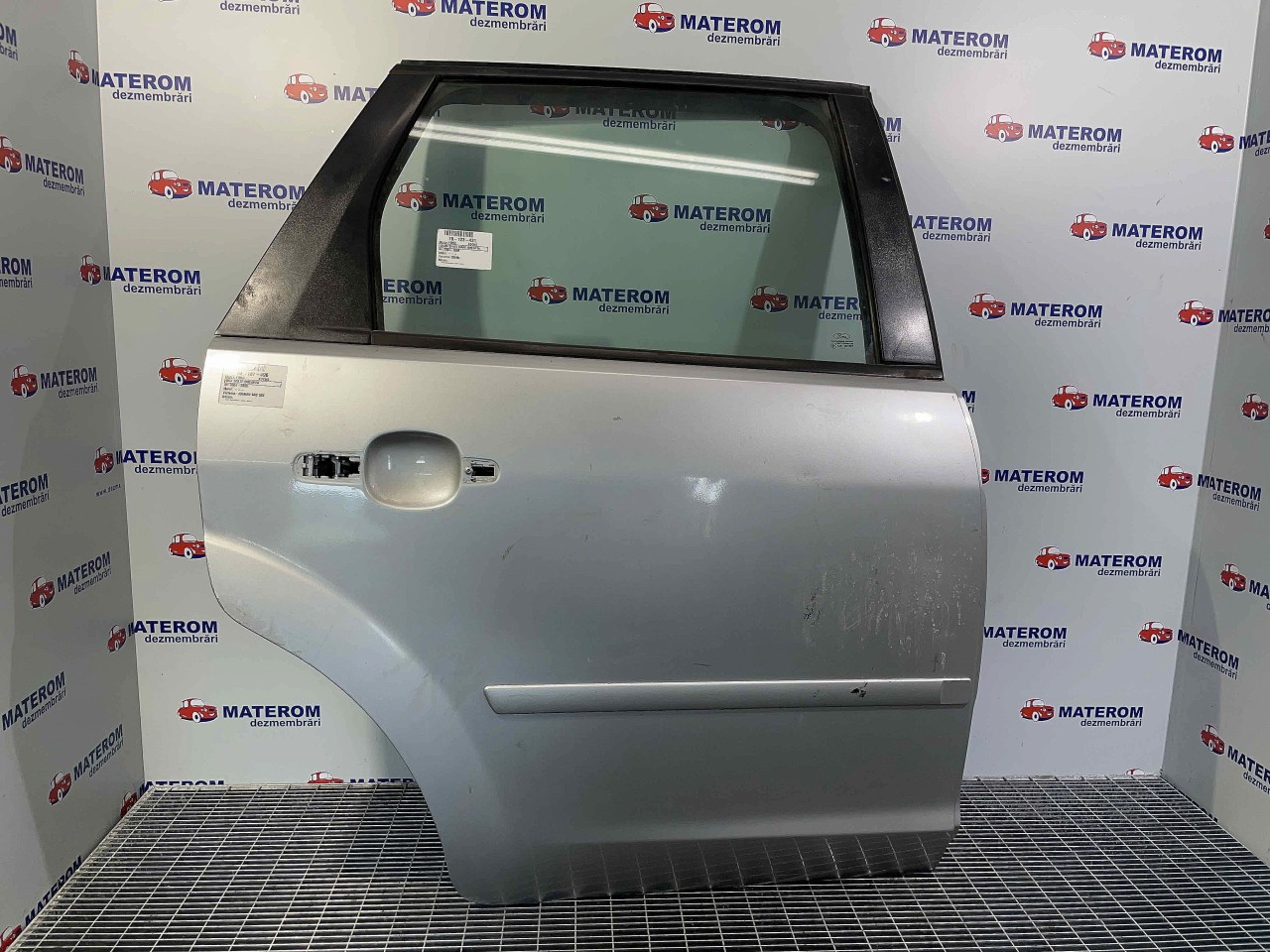 USA SPATE DREAPTA FORD FOCUS FOCUS - - (2004 2008)