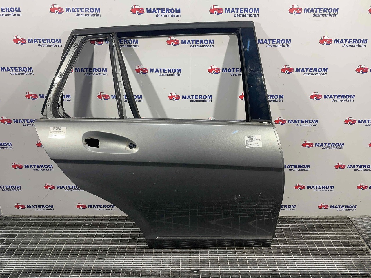 USA SPATE DREAPTA MERCEDES C-CLASS - - (