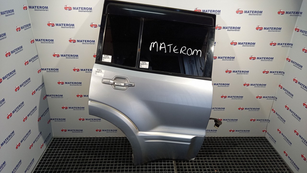 USA SPATE DREAPTA MITSUBISHI PAJERO - - 